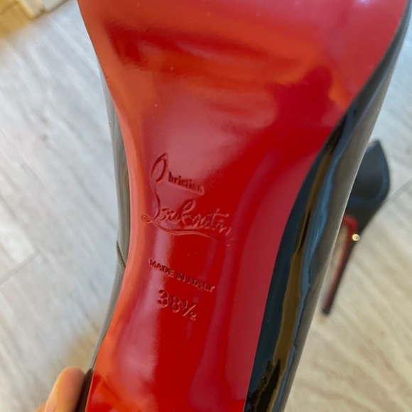 Louis Vuitton heels - Picture 2 of 2